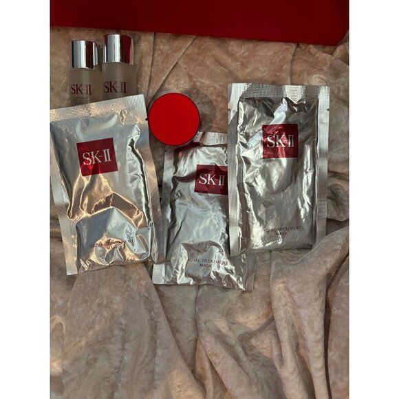Sk-II set - Picture 3 of 3